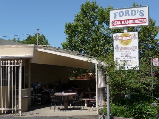 Ford's Burgers c.2011